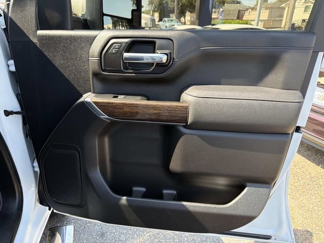 Used 2023 GMC Sierra 2500 SLE w/ SLE Convenience Package RWD image 17