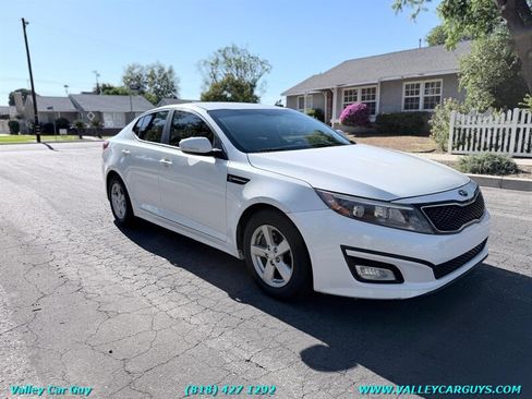 Used 2015 Kia Optima LX FWD image 3