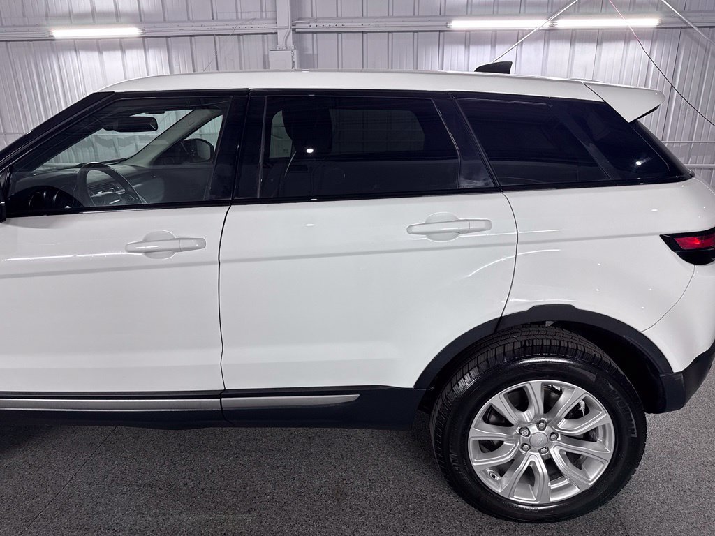 Used 2019 Land Rover Range Rover Evoque AWD/4WD image 14