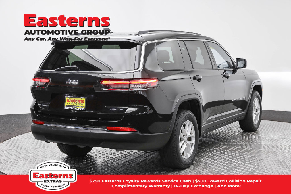 Used 2022 Jeep Grand Cherokee L Laredo w/ Luxury Tech Group I AWD/4WD image 6