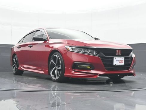 Used 2018 Honda Accord Sport image 33