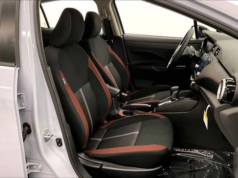 New 2025 Nissan Versa SR w/ Trunk Package image 34