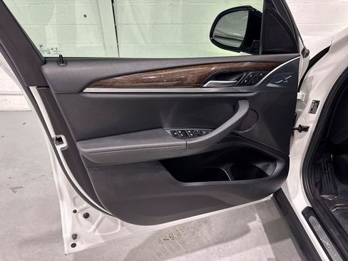 Used 2019 BMW X3 xDrive30i w/ Premium Package AWD/4WD image 27