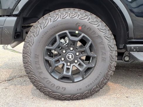 New 2026 Ford Bronco Badlands AWD/4WD image 7