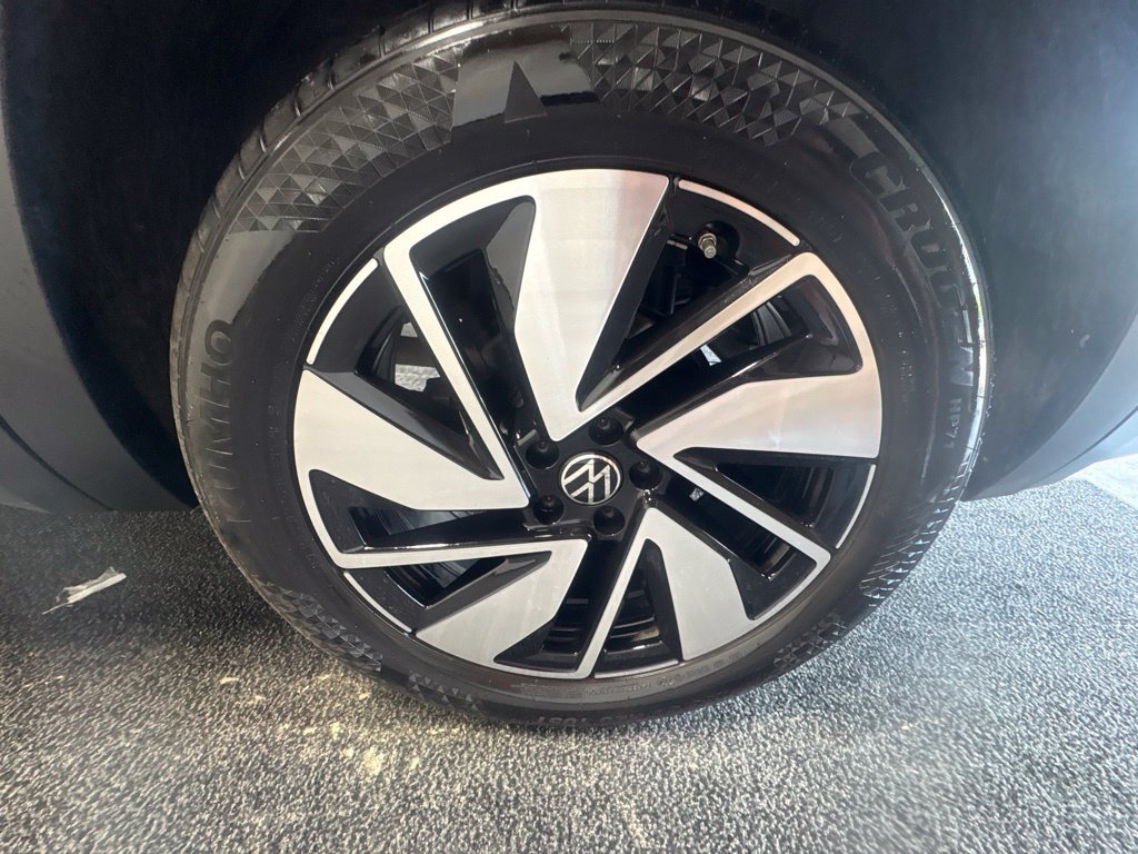 Used 2025 Volkswagen Atlas SE AWD/4WD image 8