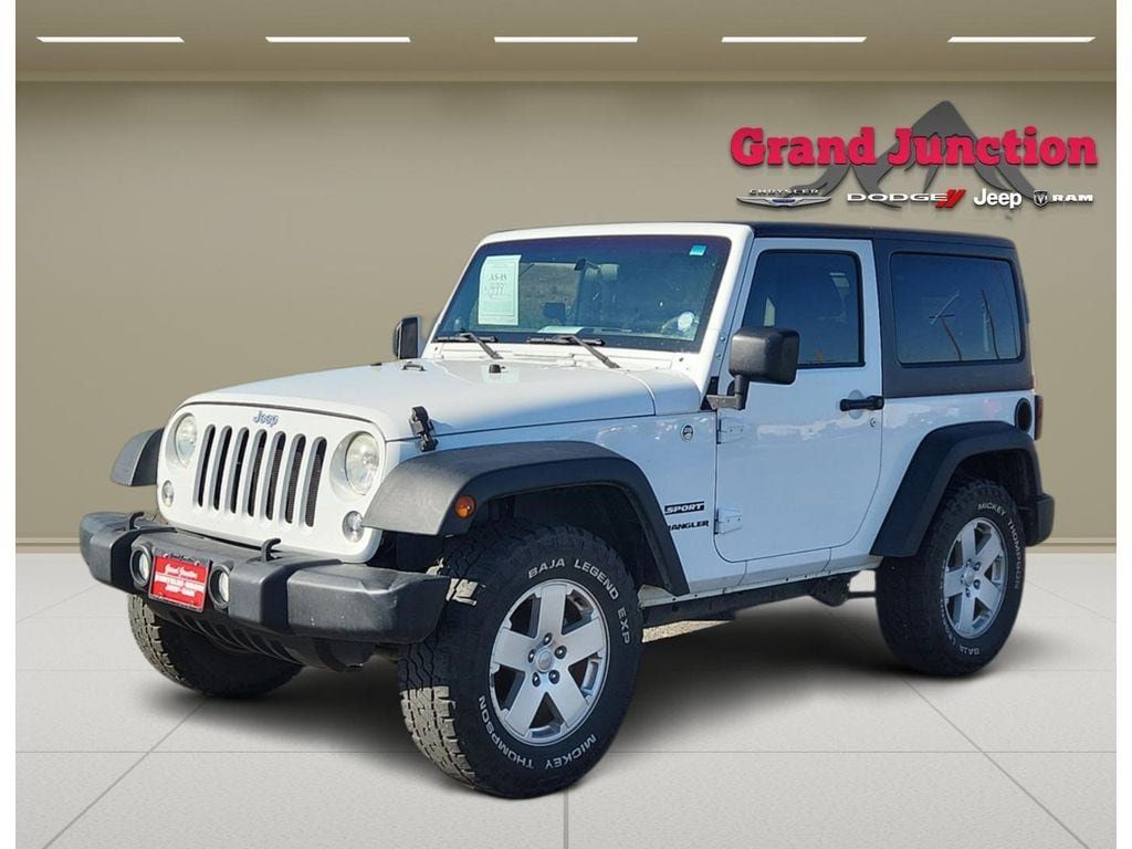 Used 2014 Jeep Wrangler Sport AWD/4WD image 2
