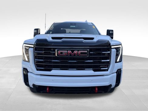 Used 2026 GMC Sierra 2500 AT4 AWD/4WD image 8