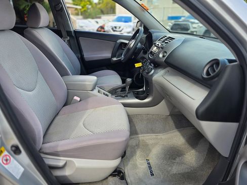 Used 2006 Toyota RAV4 2WD image 16