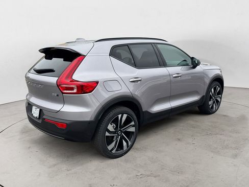 New 2026 Volvo XC40 B5 Ultra w/ Protection Package Premier AWD/4WD image 7