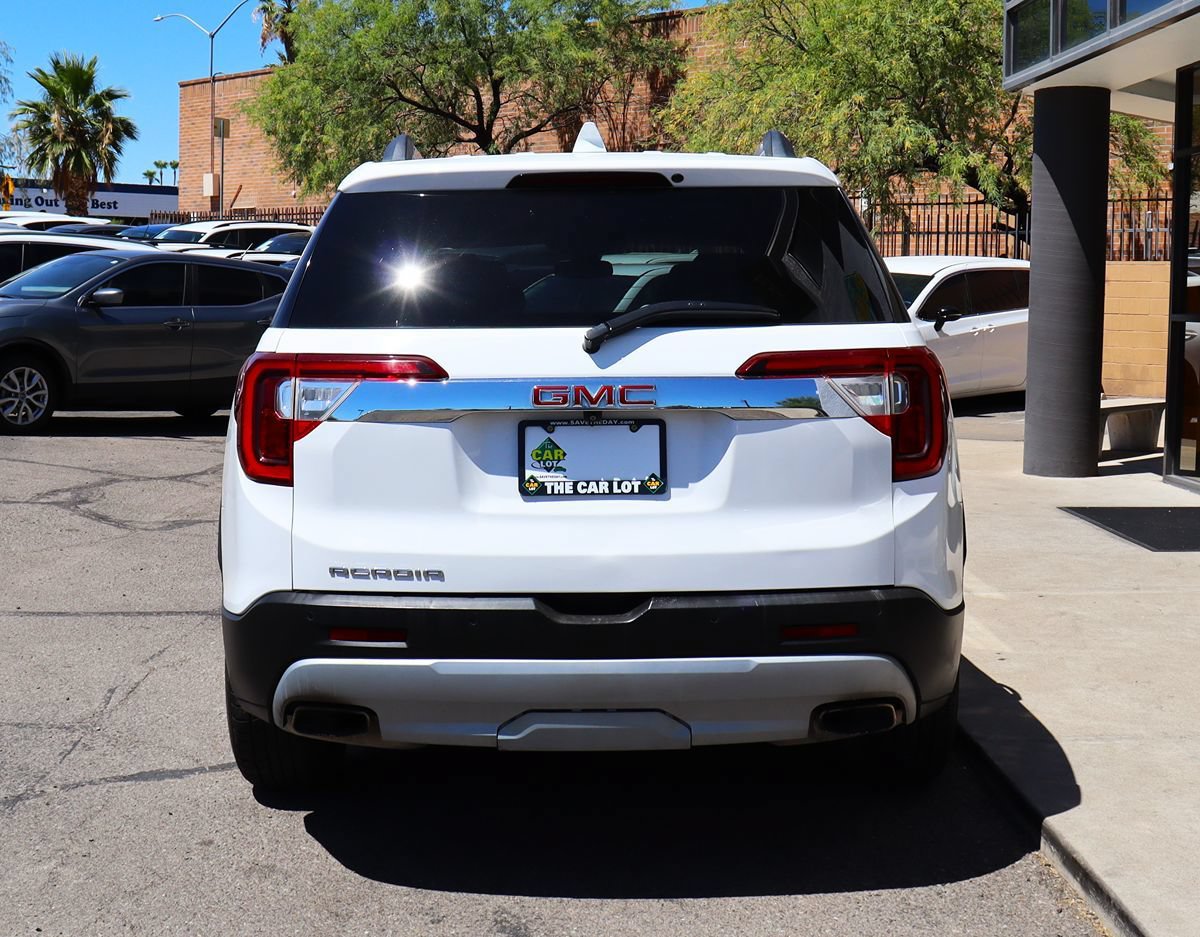 Used 2020 GMC Acadia SLT w/ LPO, Cargo Package FWD image 11