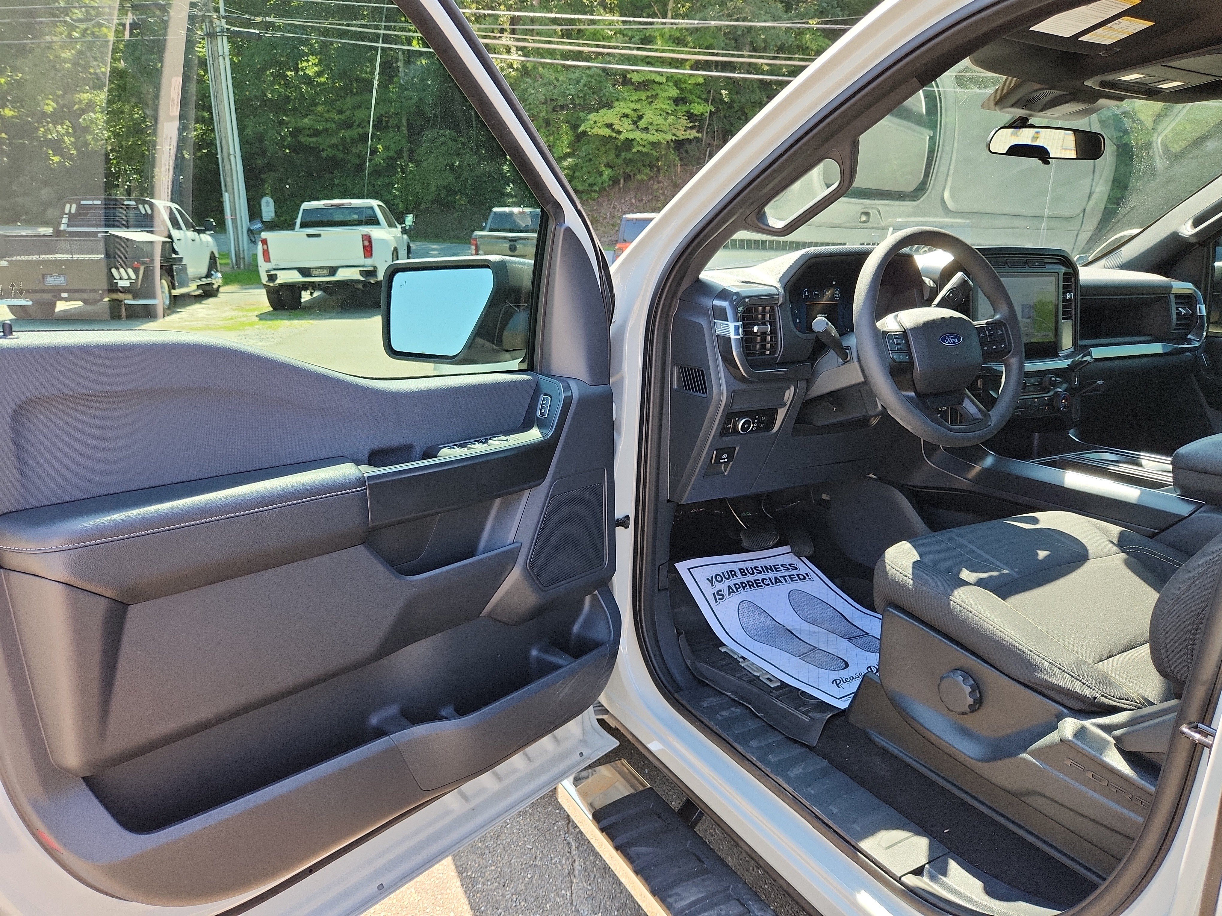 Used 2024 Ford F150 STX RWD image 18