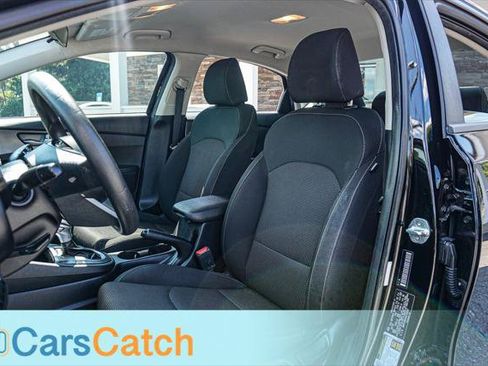 Used 2019 Kia Forte LXS FWD image 20