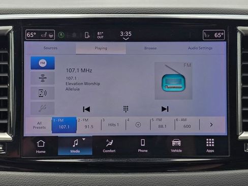Certified 2023 Chrysler Pacifica Touring-L FWD image 29