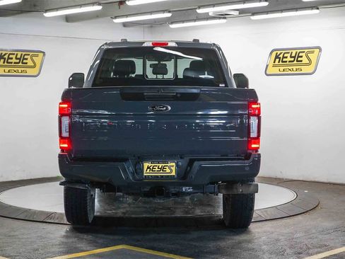 Used 2021 Ford F250 Lariat image 3
