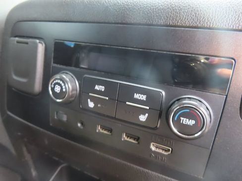 Used 2019 Chevrolet Tahoe LT AWD/4WD image 47
