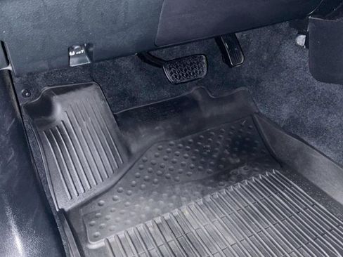 Certified 2022 Toyota Tacoma TRD Sport w/ Technology Package image 39