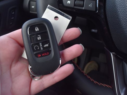 New 2025 Honda Pilot TrailSport image 28