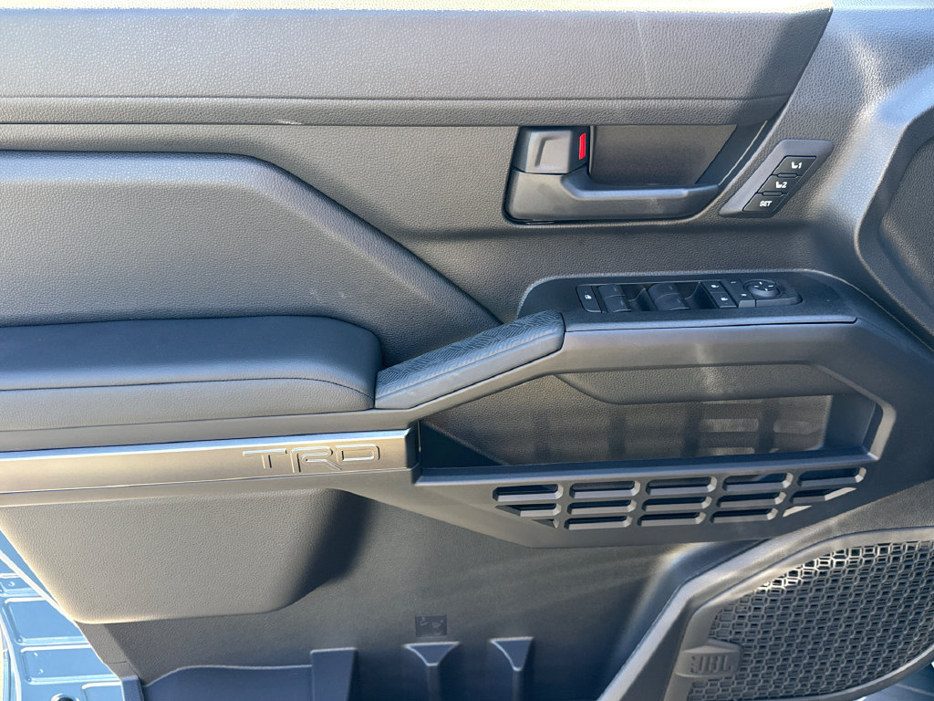 New 2026 Toyota 4Runner TRD Off-Road Premium AWD/4WD image 3