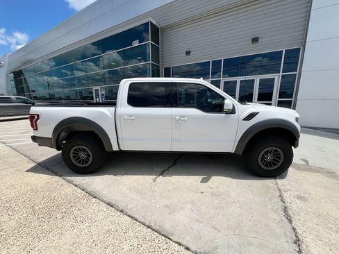 Used 2020 Ford F150 Raptor w/ Equipment Group 802A Luxury AWD/4WD image 2