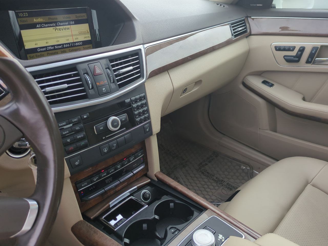Used 2010 Mercedes-Benz E 350 Sedan image 24