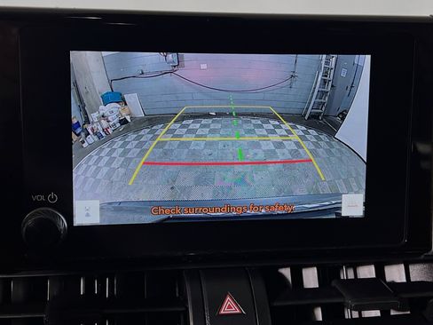 Used 2025 Toyota RAV4 XLE image 28