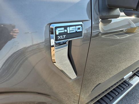 Certified 2022 Ford F150 XLT image 6