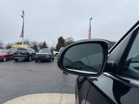 Used 2022 Kia Sportage LX image 17