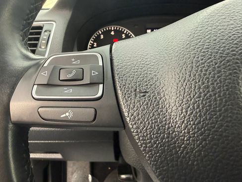 Used 2012 Volkswagen Passat 2.5 SE FWD image 20