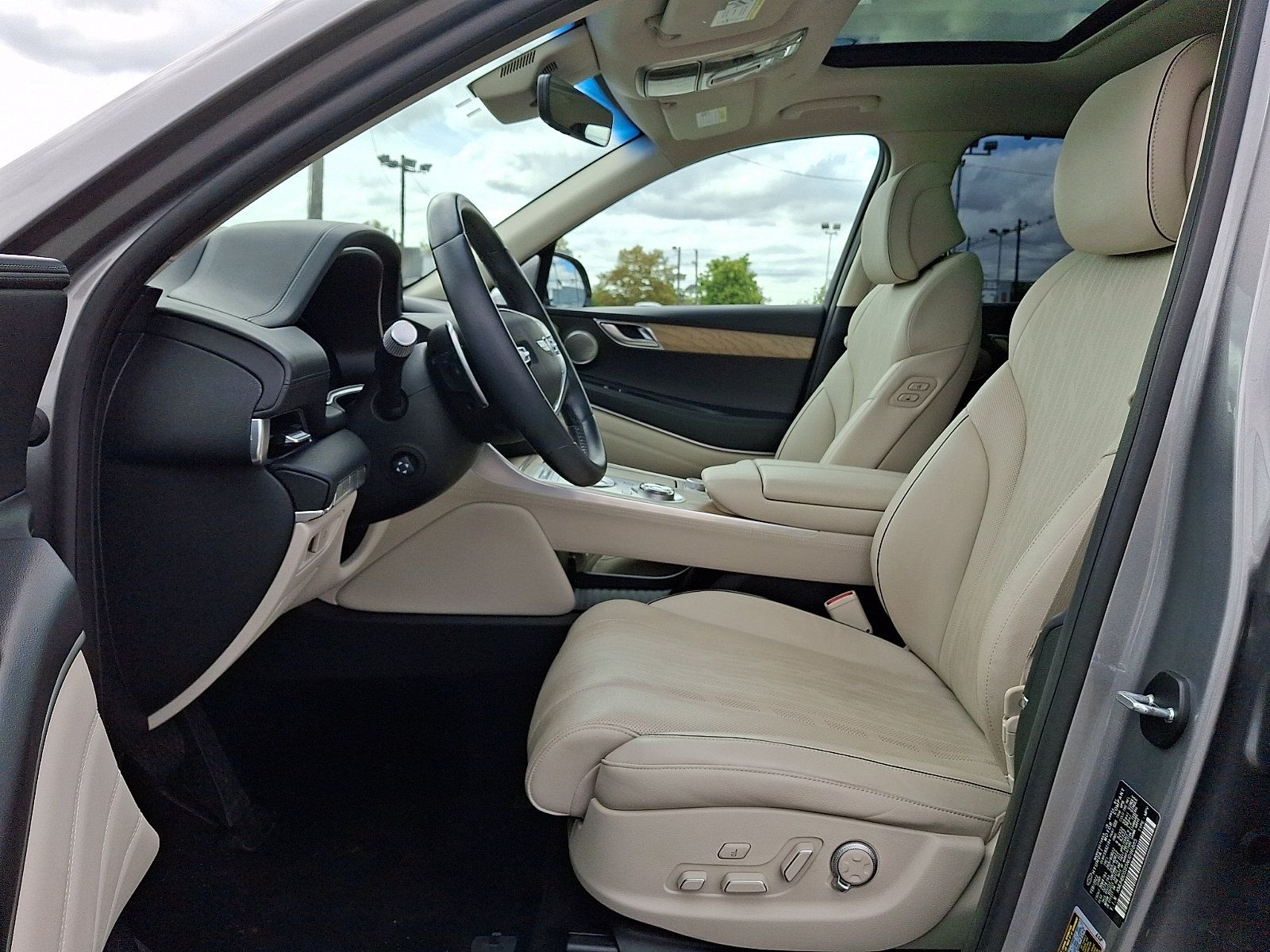 Used 2022 Genesis GV80 2.5T w/ Prestige Package 04 AWD/4WD image 14