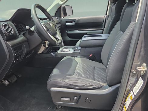 Used 2019 Toyota Tundra SR5 w/ SR5 Upgrade Package RWD image 9