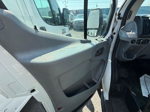 Used 2016 Ford Transit 150 130 Low Roof w/ Exterior Upgrade Package RWD image 15