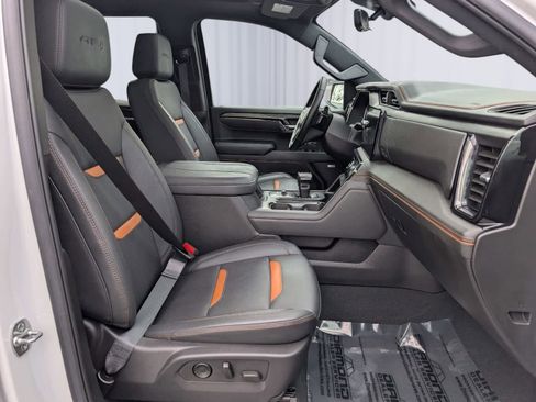 Certified 2025 GMC Sierra 1500 AT4 w/ Technology Package image 10