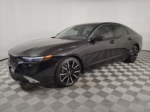 Certified 2025 Honda Accord Touring image 20