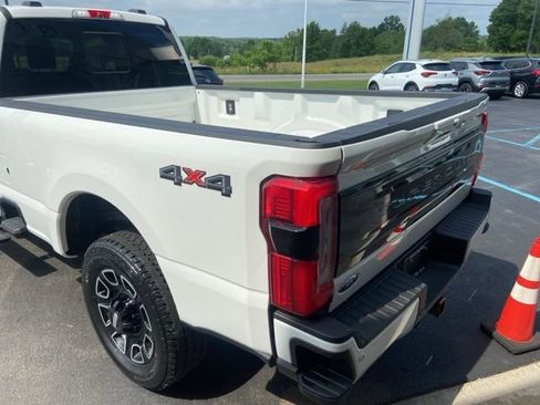 New 2025 Ford F250 Platinum image 33
