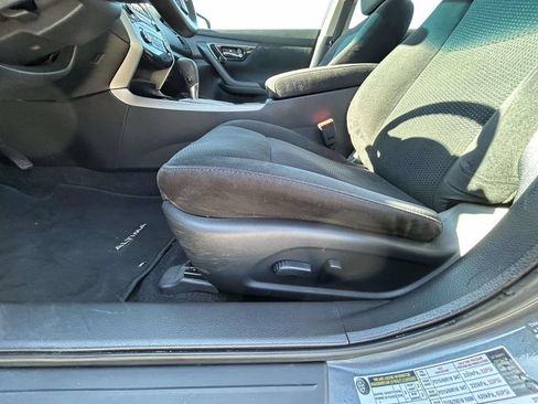 Used 2014 Nissan Altima 2.5 S FWD image 17