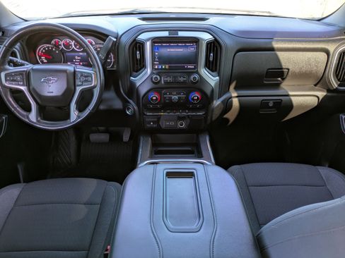 Used 2021 Chevrolet Silverado 1500 LT Trail Boss w/ Bed Protection Package image 13