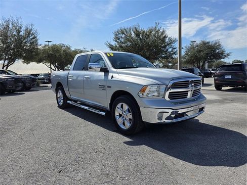 Used 2019 RAM 1500 Big Horn image 11