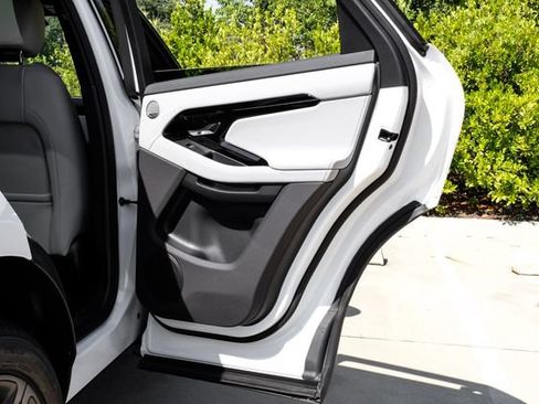 New 2026 Land Rover Range Rover Evoque S AWD/4WD image 57