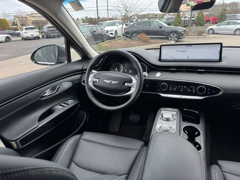 Certified 2024 Genesis GV70 2.5T image 38