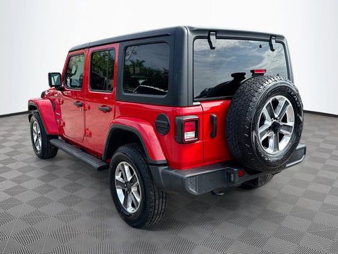 Used 2022 Jeep Wrangler Unlimited Sahara w/ Cold Weather Group AWD/4WD image 8