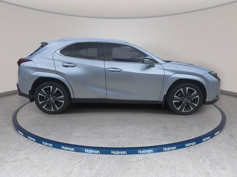 Used 2024 Lexus UX 250h FWD w/ Premium Package image 5