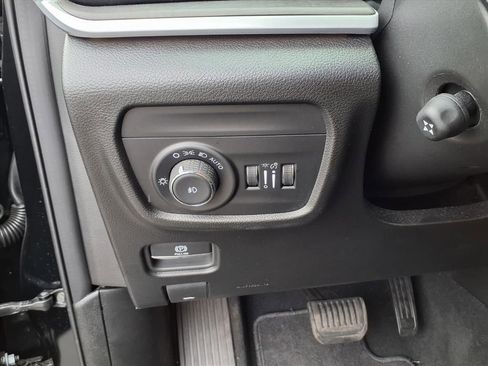 New 2025 Jeep Grand Cherokee Limited w/ Luxury Tech Group II image 13