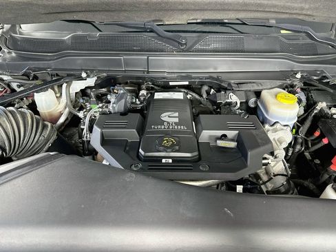 Used 2024 RAM 3500 Limited AWD/4WD image 31