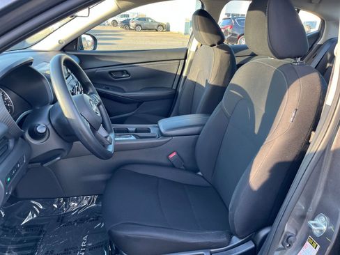 Used 2025 Nissan Sentra S image 34
