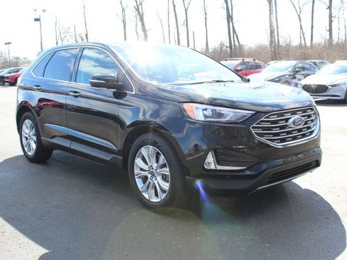 Used 2020 Ford Edge Titanium image 1
