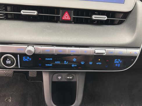 Used 2024 Hyundai Ioniq 5 SEL AWD/4WD image 17