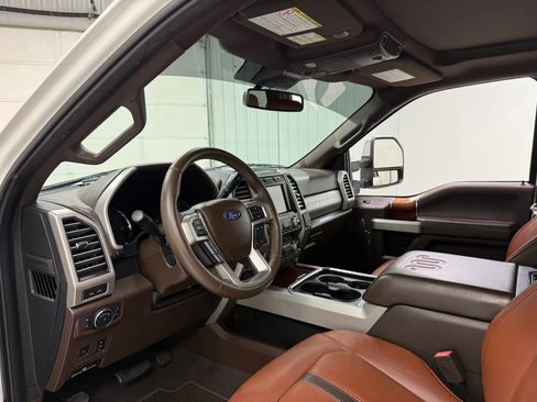 Used 2021 Ford F250 King Ranch w/ King Ranch Ultimate Package AWD/4WD image 12
