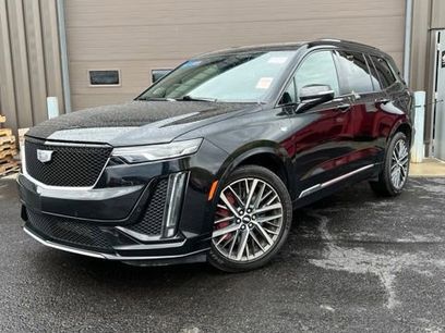 Used 2023 Cadillac XT6 Sport w/ Technology Package