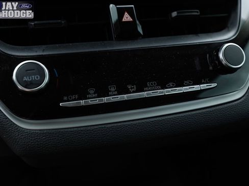 Used 2024 Toyota Corolla LE image 14