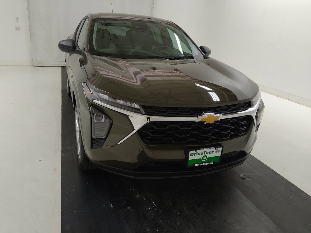 Used 2024 Chevrolet Trax LS FWD image 14